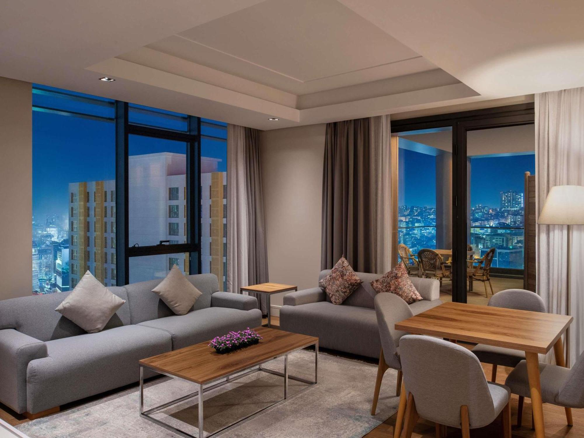 Movenpick Living Istanbul West Ξενοδοχείο Εξωτερικό φωτογραφία